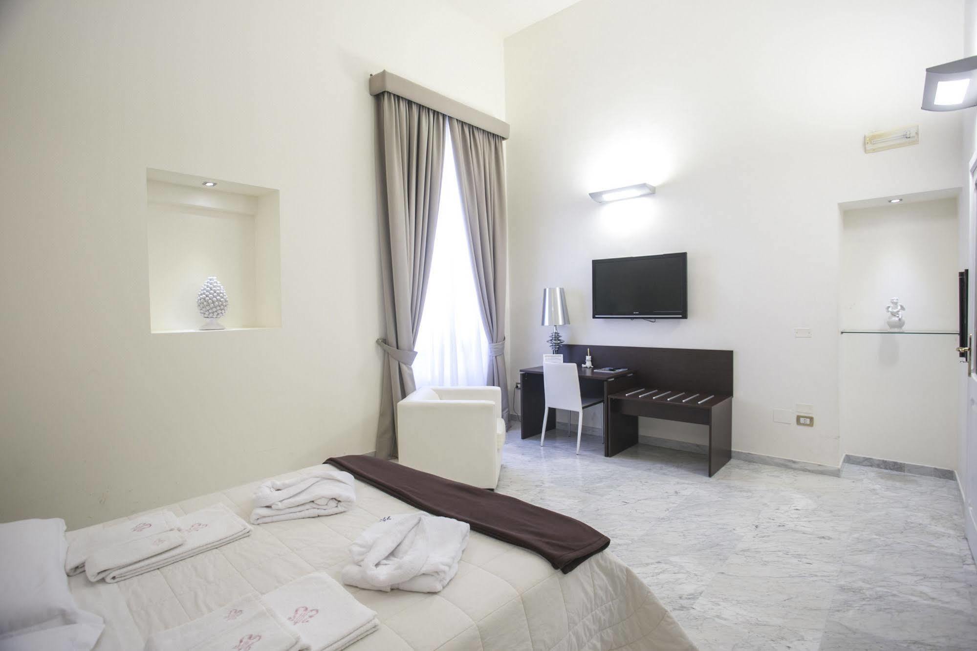 Apollo Suites Lecce Dış mekan fotoğraf